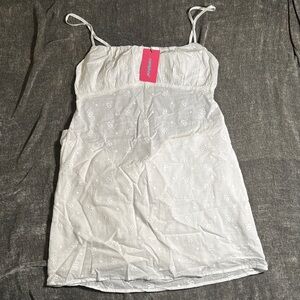 Chic White Embroidered Dress